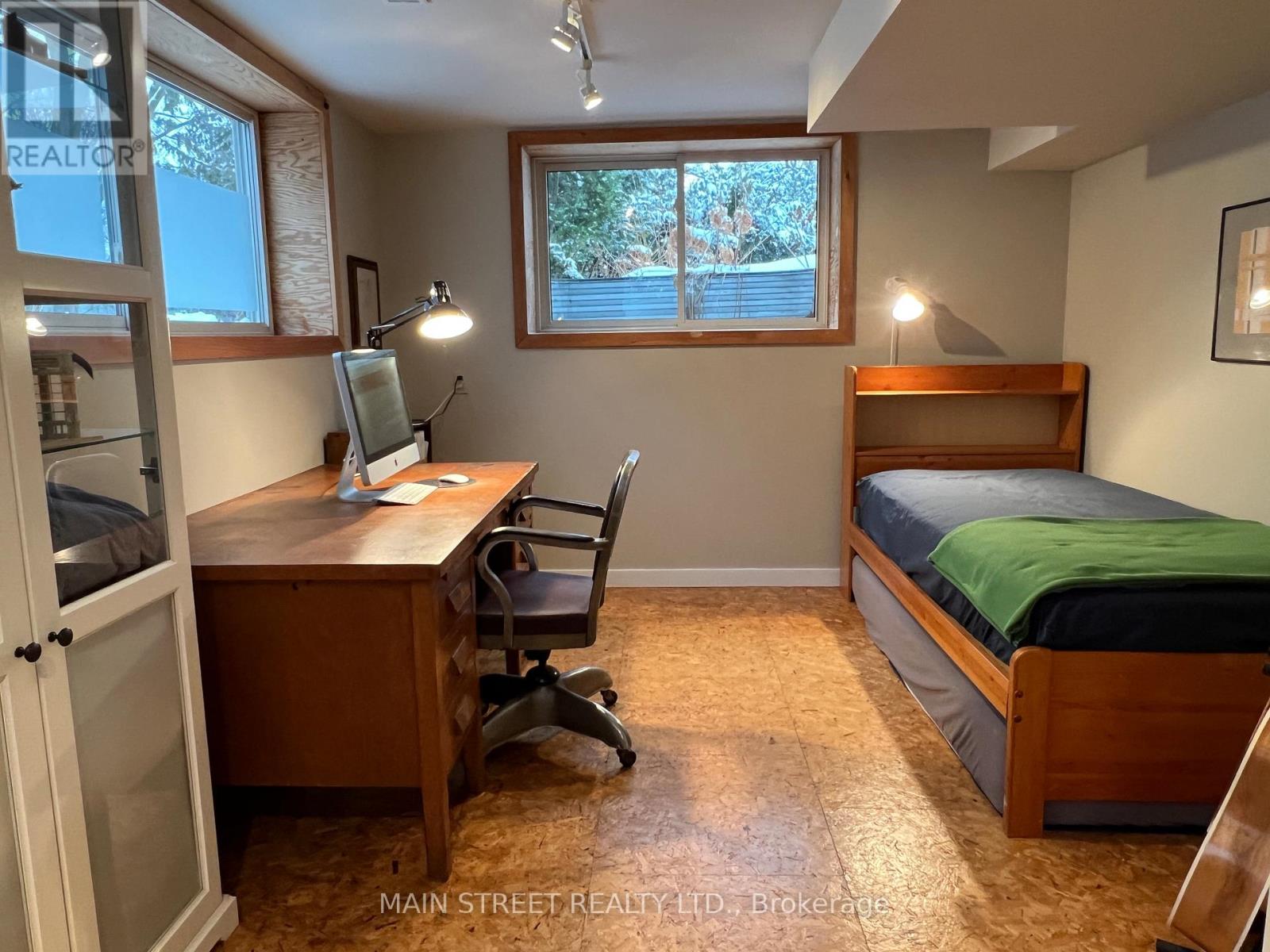 68 Hillview Drive, Newmarket, Ontario  L3Y 4H9 - Photo 23 - N12675388