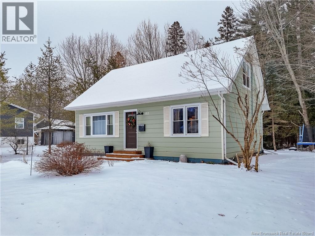 102 Mcminniman Court, Fredericton, New Brunswick  E3A 8S4 - Photo 2 - NB131545