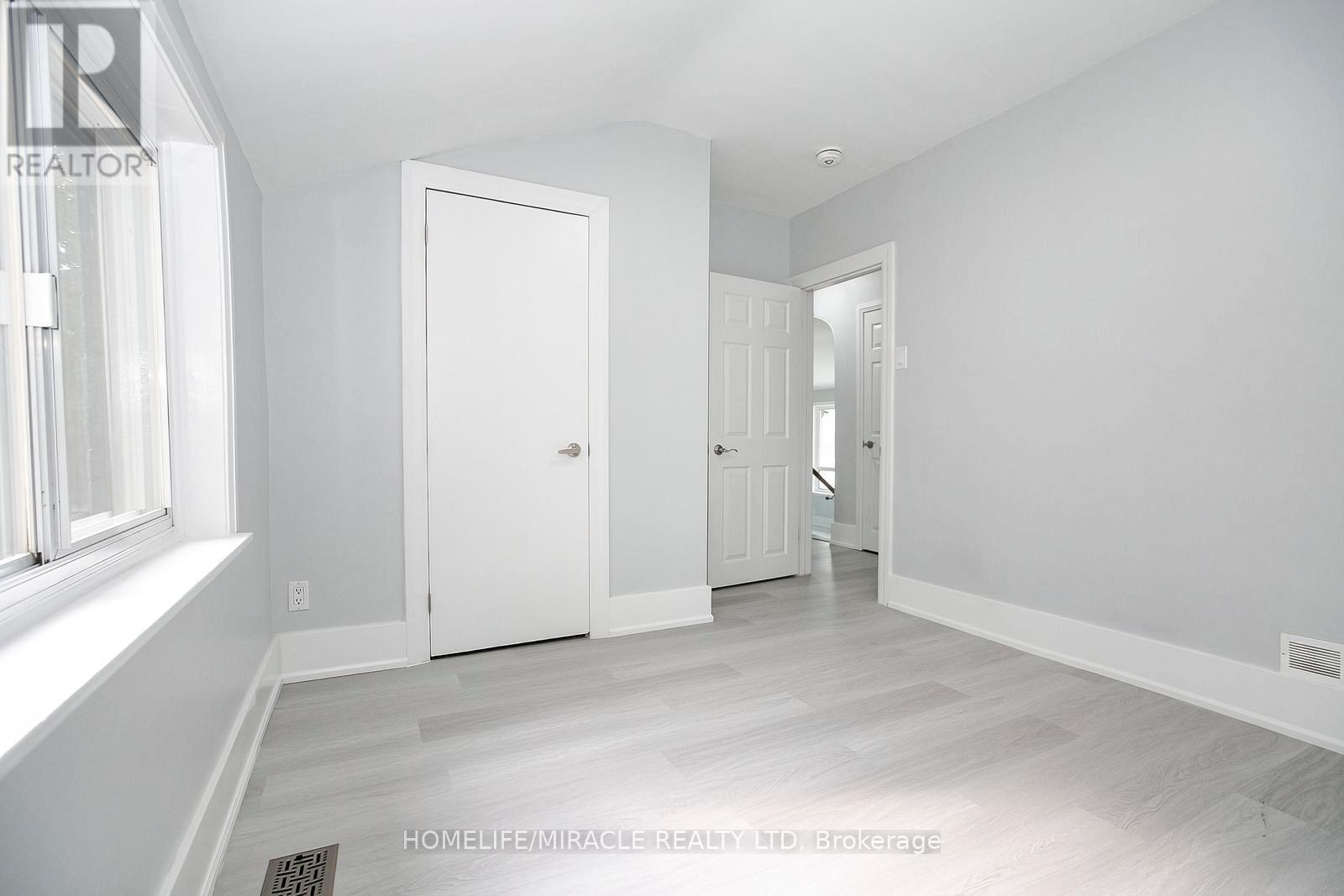 76 Raylawn Crescent, Halton Hills, Ontario  L7G 4N1 - Photo 31 - W12675320