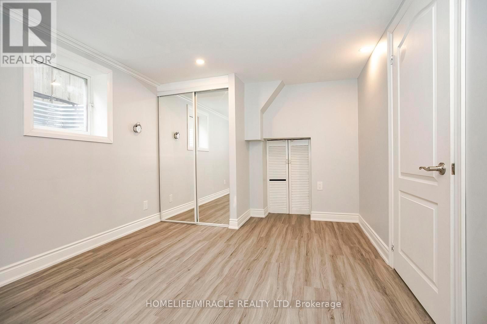 76 Raylawn Crescent, Halton Hills, Ontario  L7G 4N1 - Photo 39 - W12675320