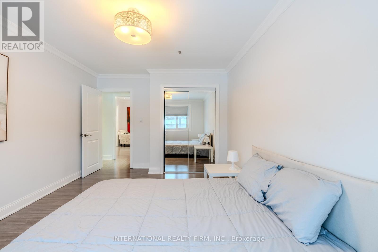 Main - 24 Paramount Court, Toronto, Ontario  M6M 2L5 - Photo 24 - W12675328