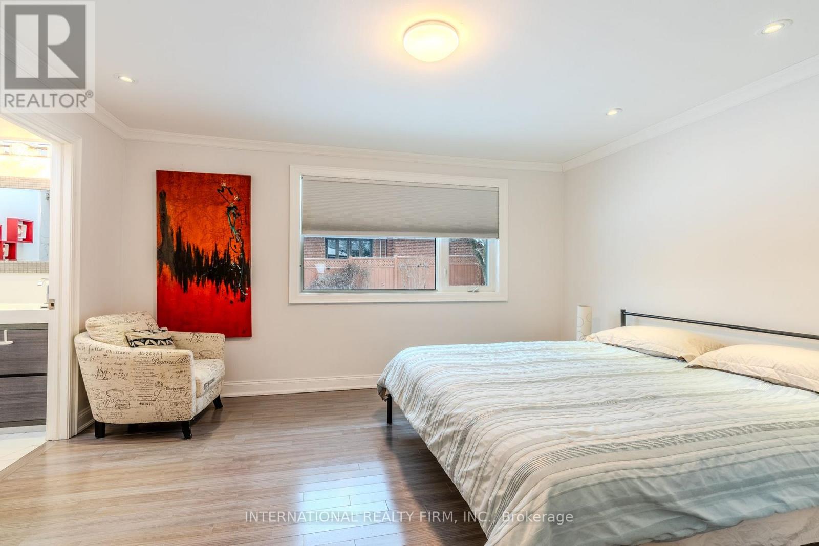 Main - 24 Paramount Court, Toronto, Ontario  M6M 2L5 - Photo 26 - W12675328