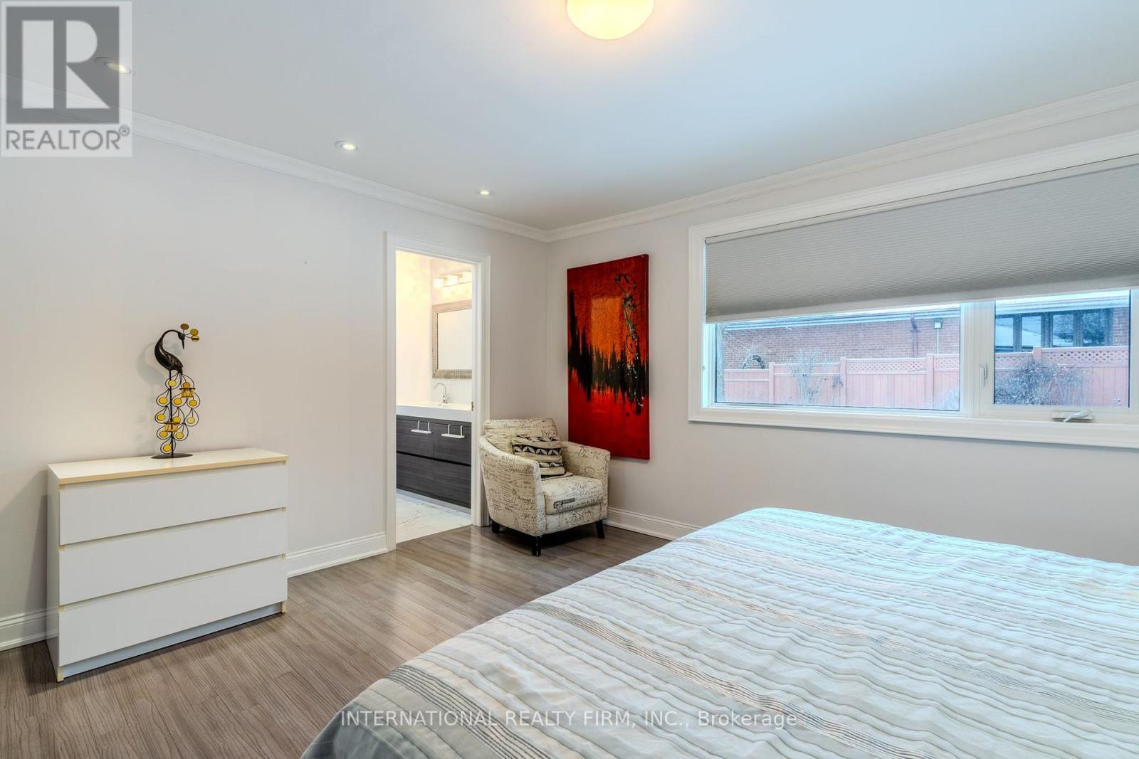 Main - 24 Paramount Court, Toronto, Ontario  M6M 2L5 - Photo 28 - W12675328