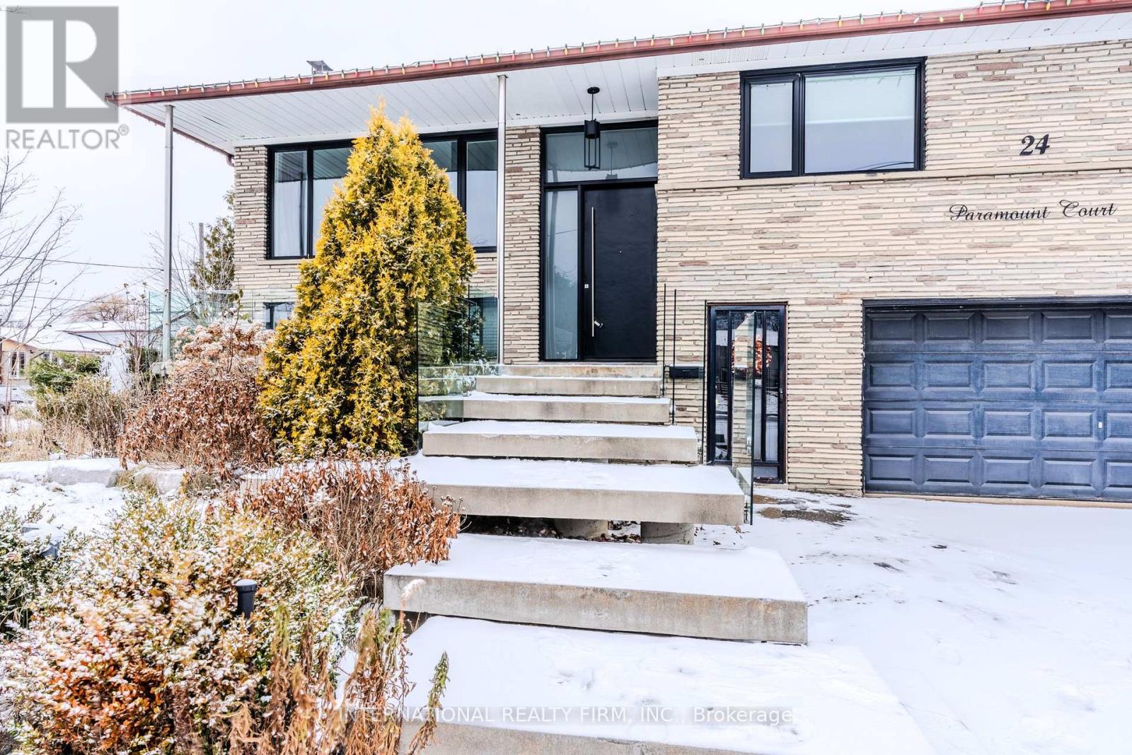 Main - 24 Paramount Court, Toronto, Ontario  M6M 2L5 - Photo 36 - W12675328