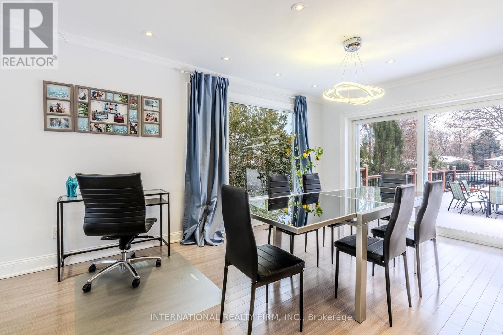 Main - 24 Paramount Court, Toronto, Ontario  M6M 2L5 - Photo 8 - W12675328