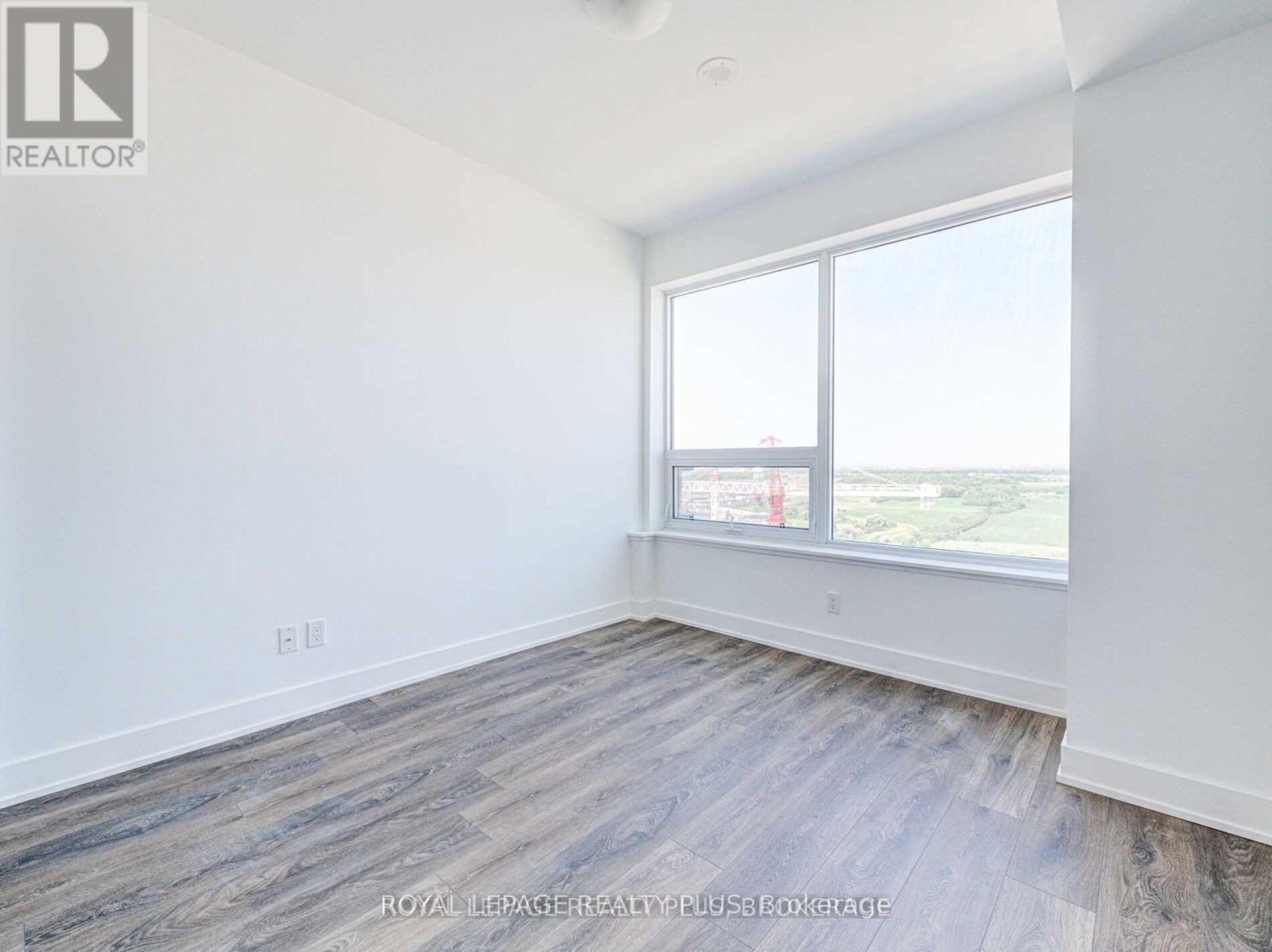 2107 - 297 Oak Walk Drive, Oakville, Ontario  L6H 6R3 - Photo 12 - W12675362