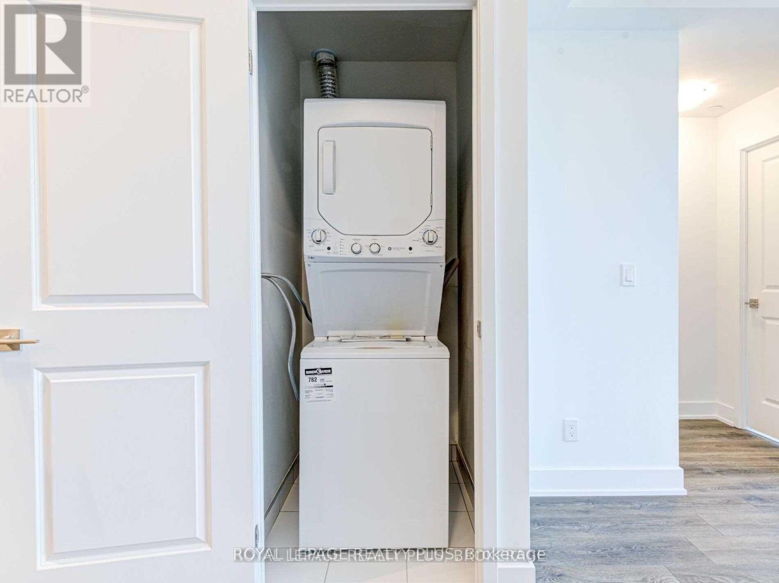 2107 - 297 Oak Walk Drive, Oakville, Ontario  L6H 6R3 - Photo 19 - W12675362