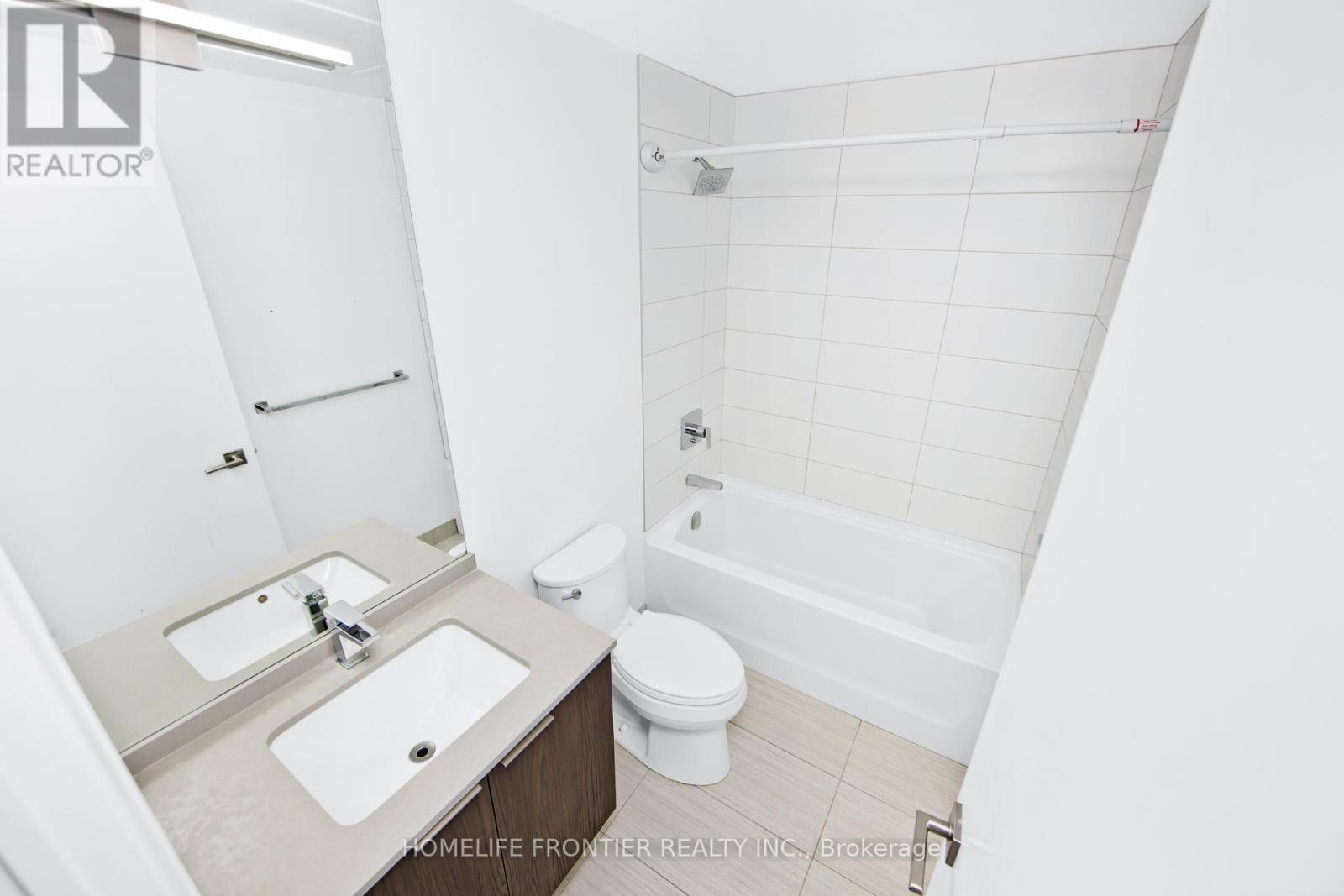 301 - 20 Brin Drive, Toronto, Ontario  M8X 0B2 - Photo 11 - W12675368