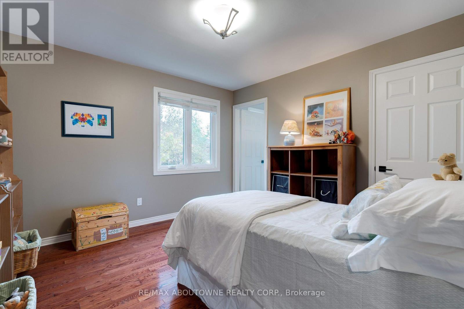 1586 Heritage Way, Oakville, Ontario  L6M 2Z5 - Photo 40 - W12675400