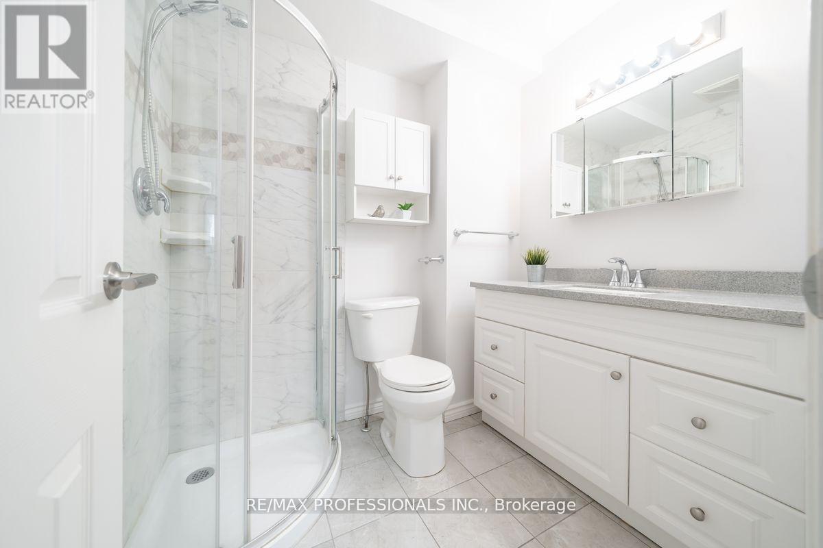 1275 Pallatine Drive, Oakville, Ontario  L6H 1Z1 - Photo 23 - W12675408