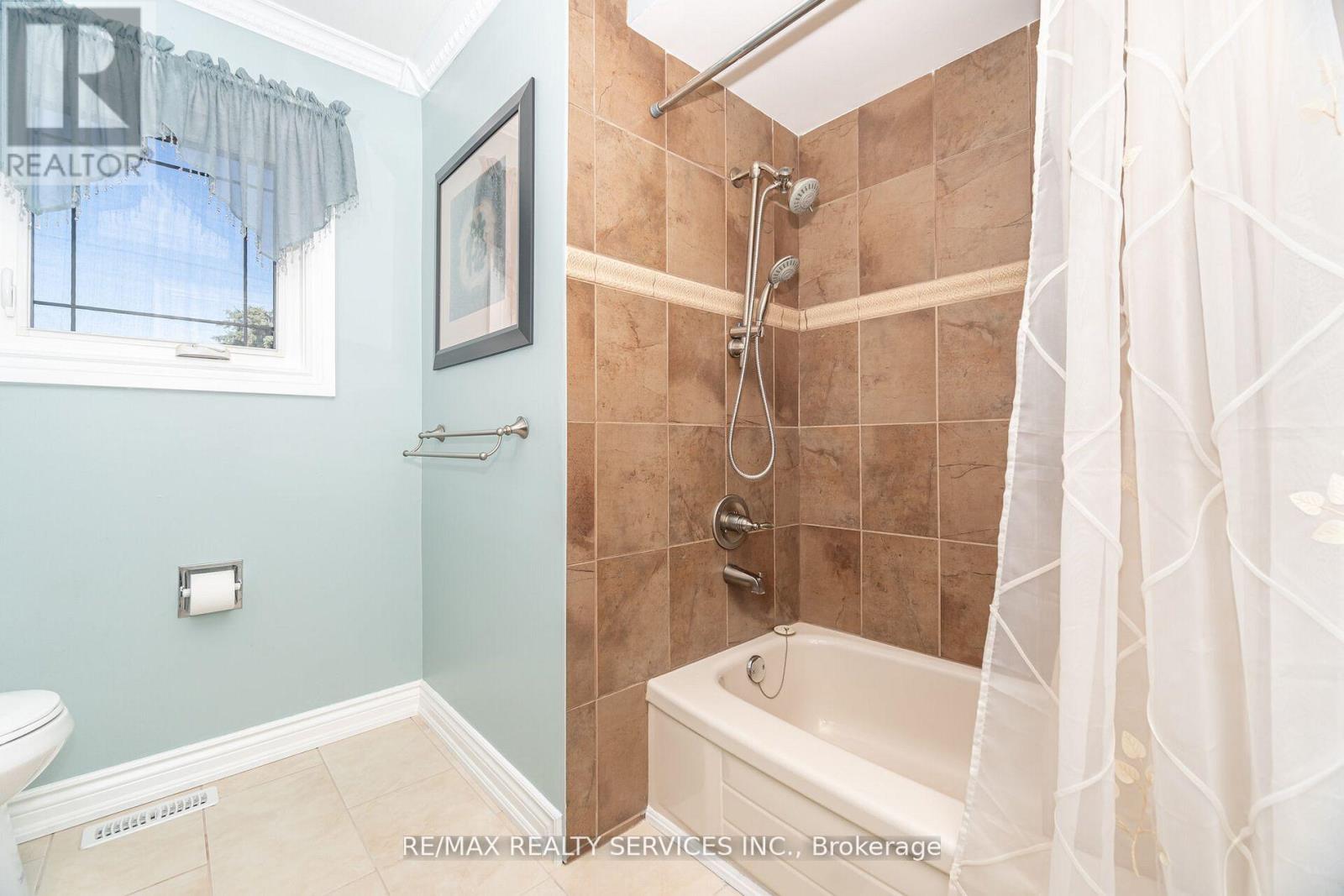 30 Starling Court, Brampton, Ontario  L6Z 3P5 - Photo 31 - W12675416