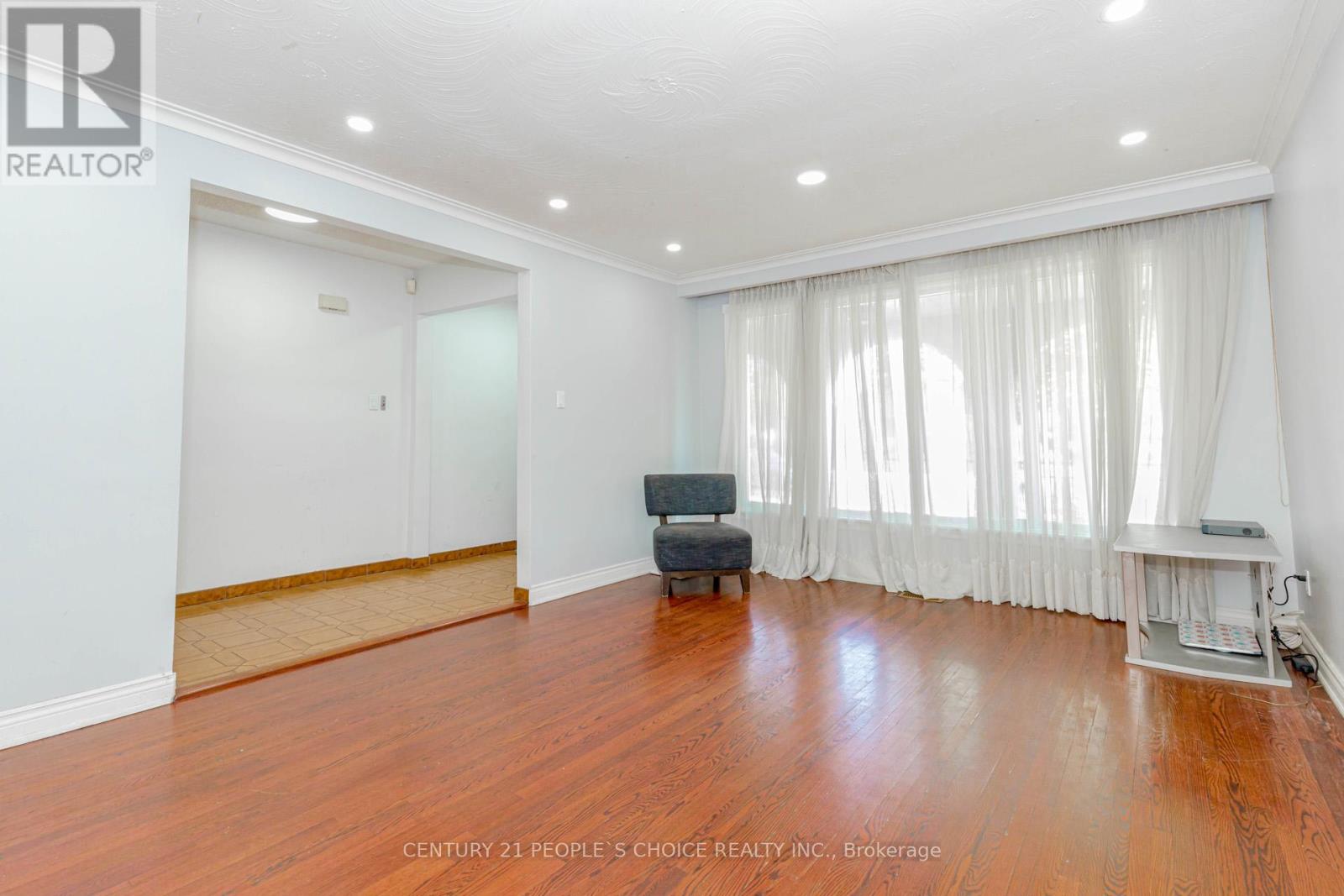 4104 Brandon Gate, Mississauga, Ontario  L4T 3P2 - Photo 11 - W12675454