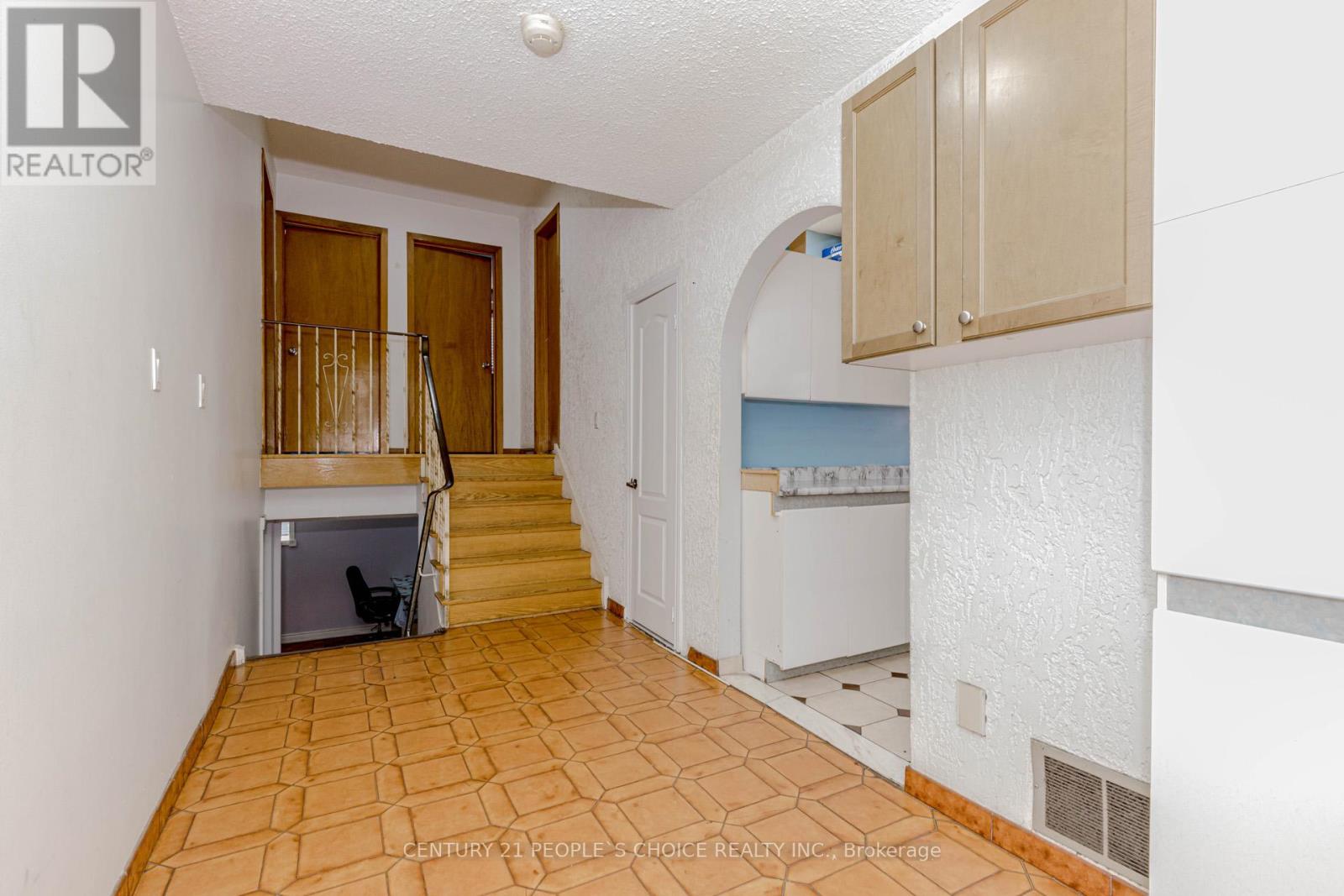 4104 Brandon Gate, Mississauga, Ontario  L4T 3P2 - Photo 13 - W12675454