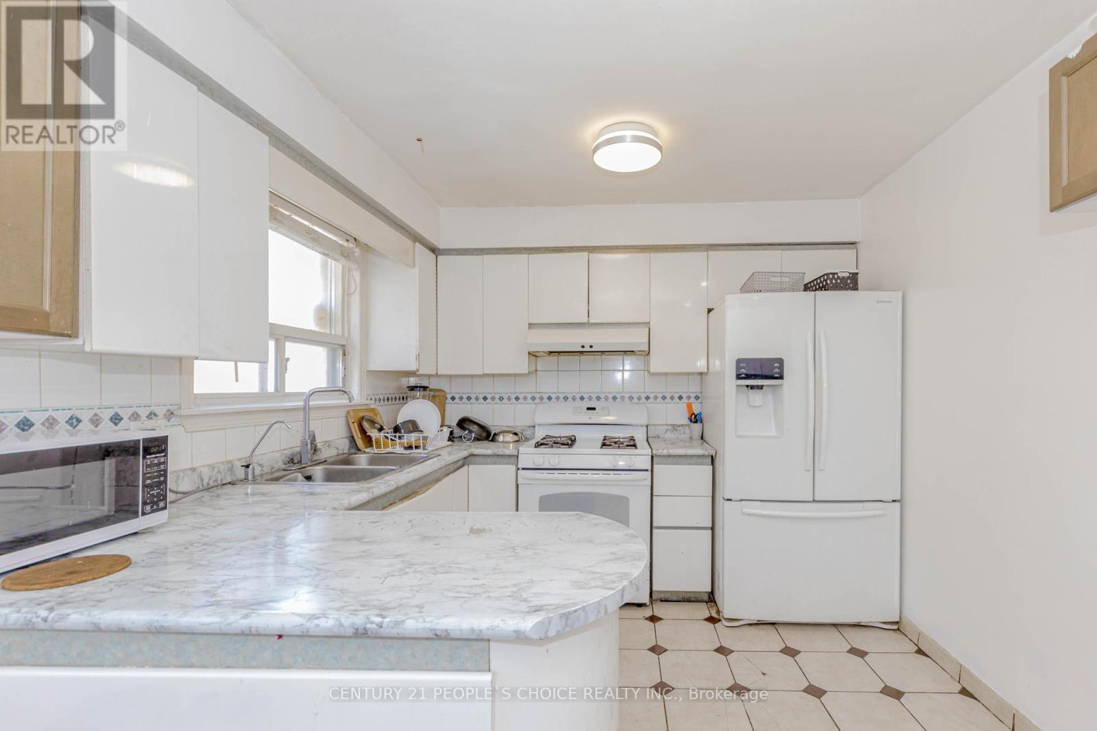 4104 Brandon Gate, Mississauga, Ontario  L4T 3P2 - Photo 15 - W12675454