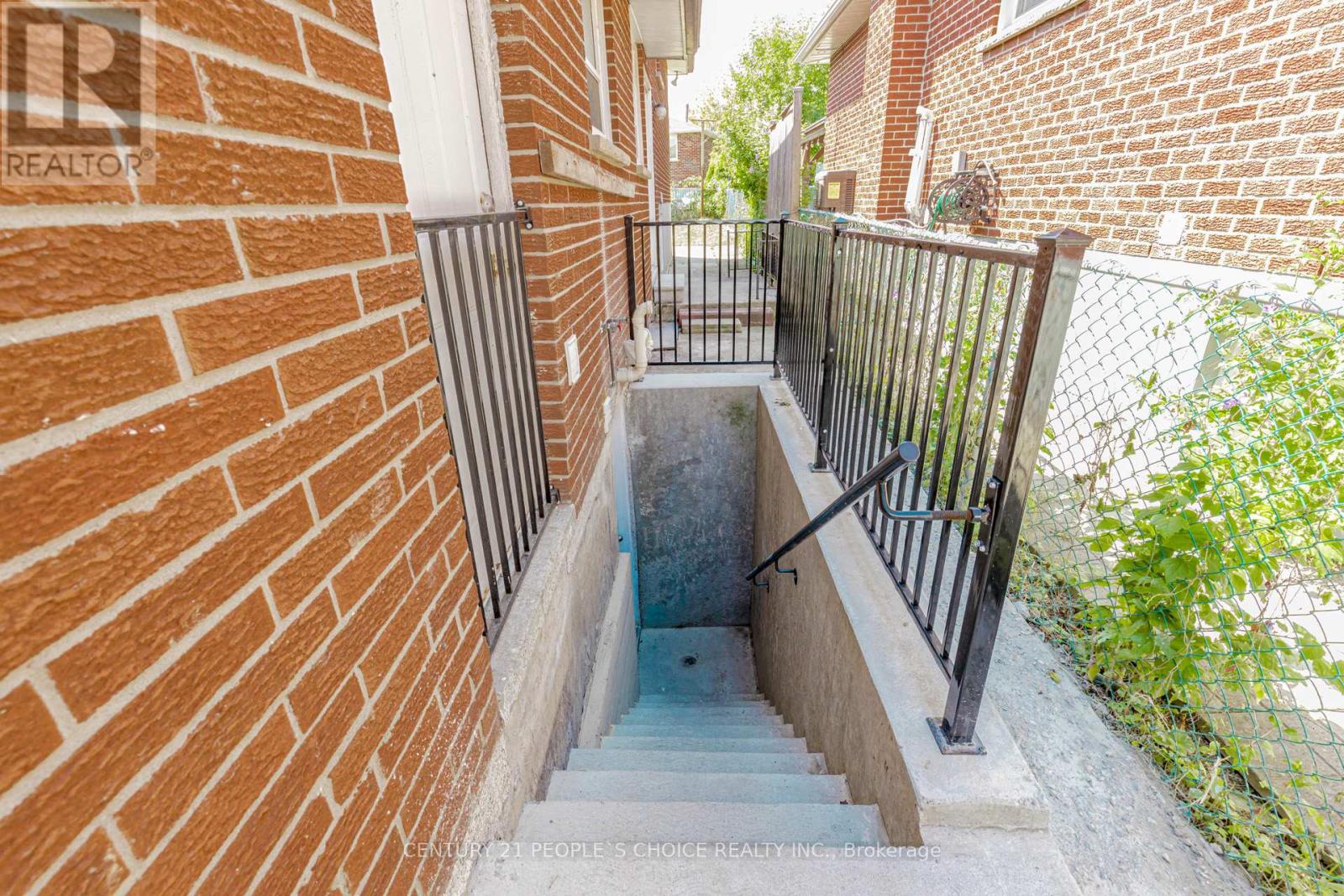 4104 Brandon Gate, Mississauga, Ontario  L4T 3P2 - Photo 37 - W12675454