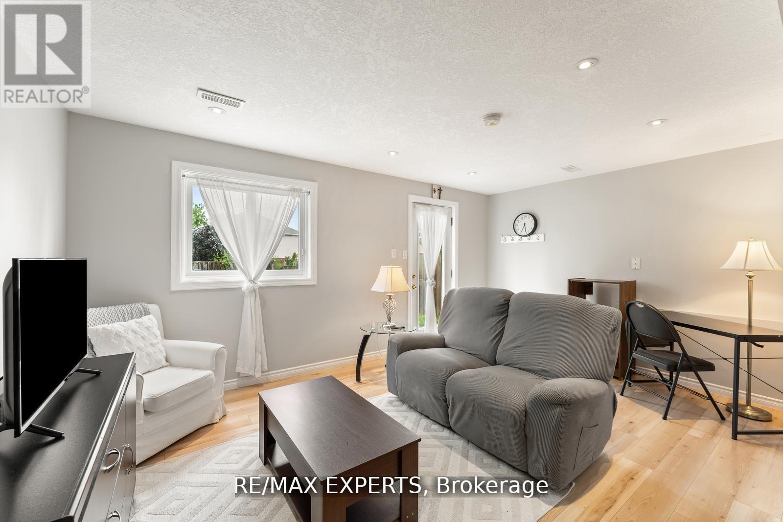 56 Steepleridge Street, Kitchener, Ontario  N2P 2W3 - Photo 35 - X12675376