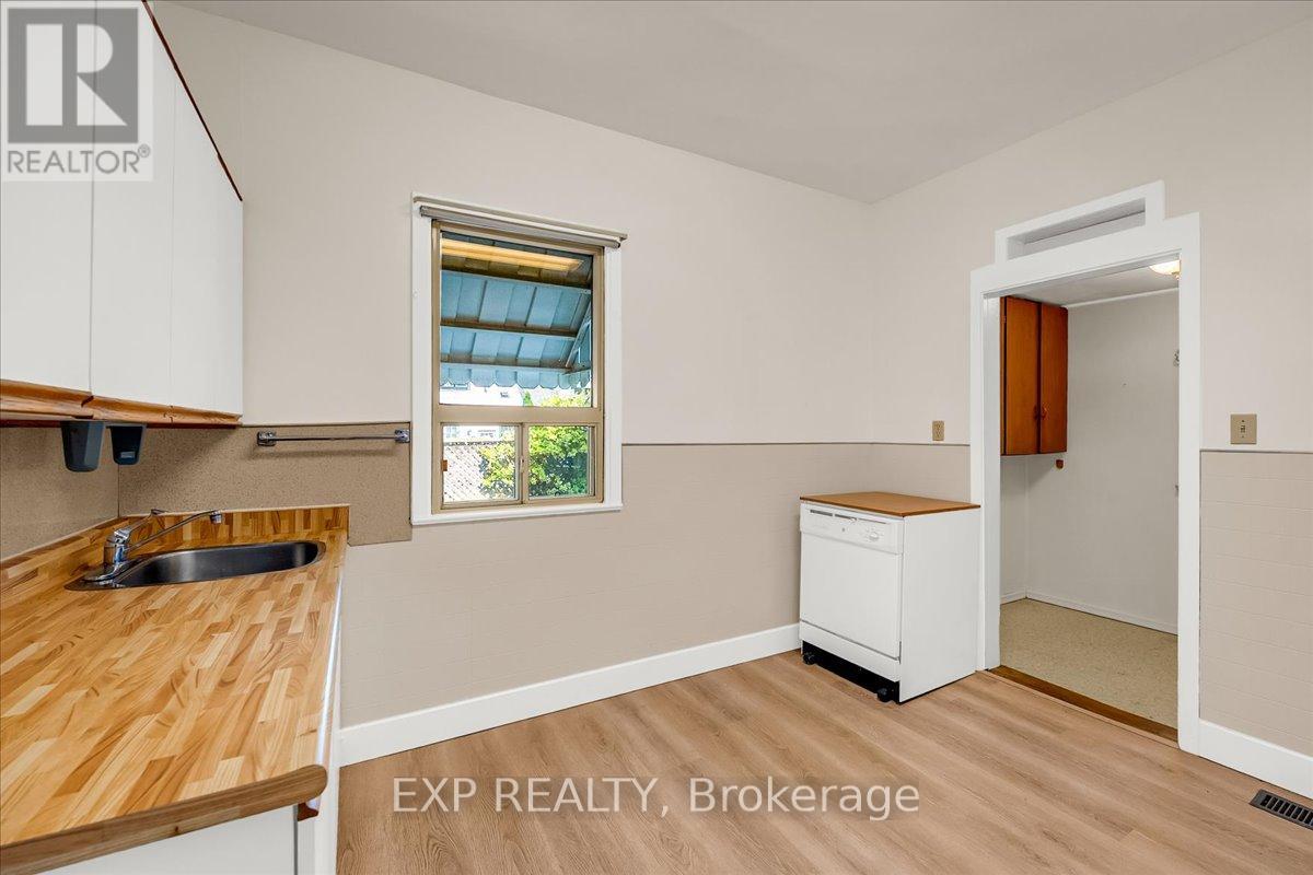 30 Baker Street, Hamilton, Ontario  L8R 1V3 - Photo 11 - X12675382