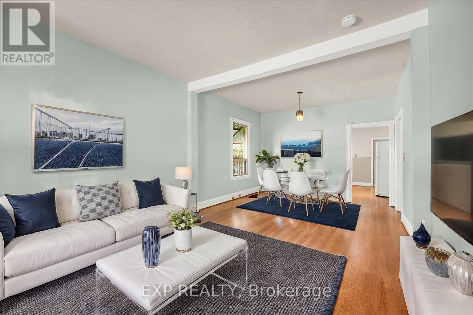 30 Baker Street, Hamilton, Ontario  L8R 1V3 - Photo 5 - X12675382