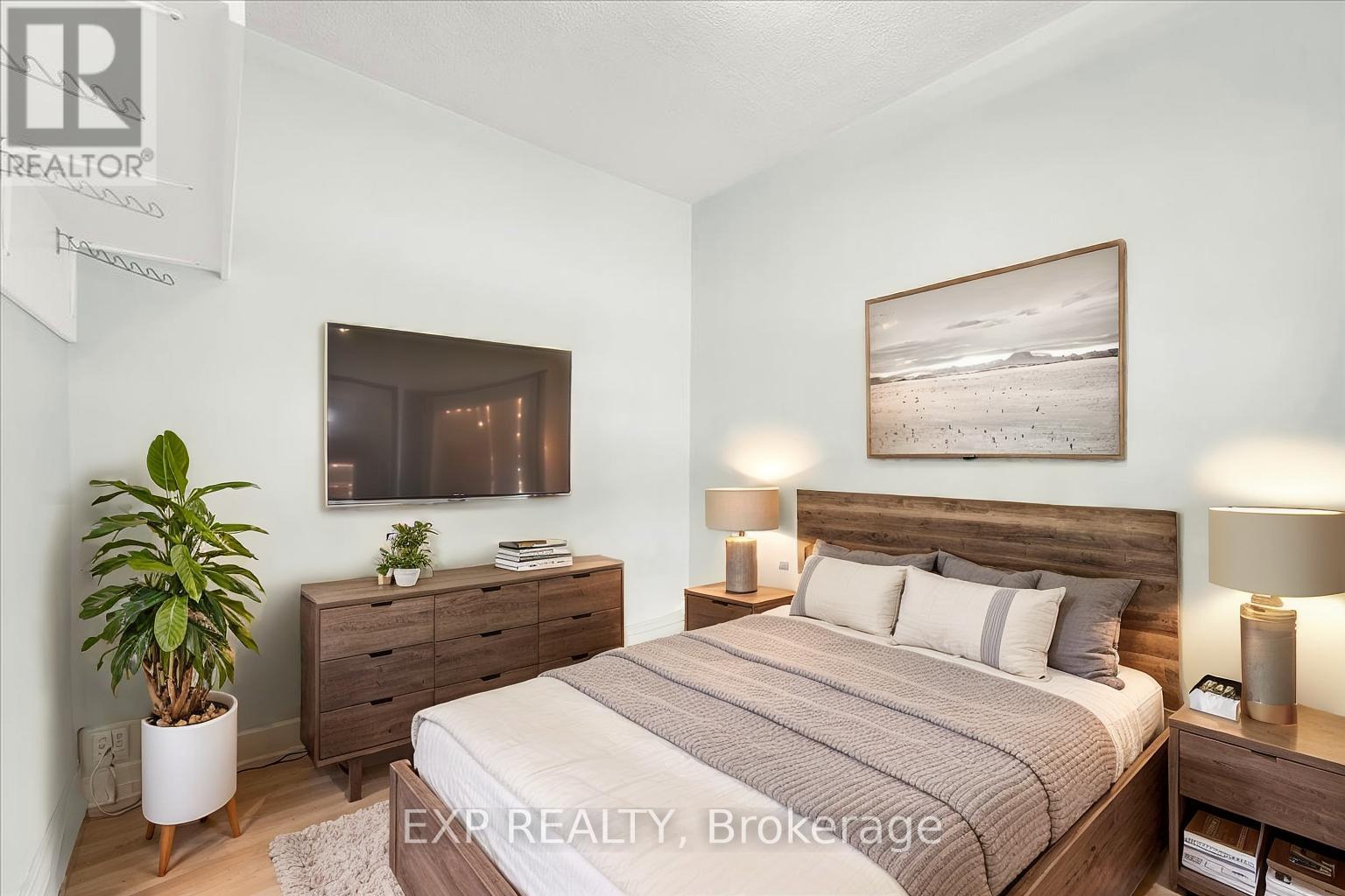 30 Baker Street, Hamilton, Ontario  L8R 1V3 - Photo 8 - X12675382