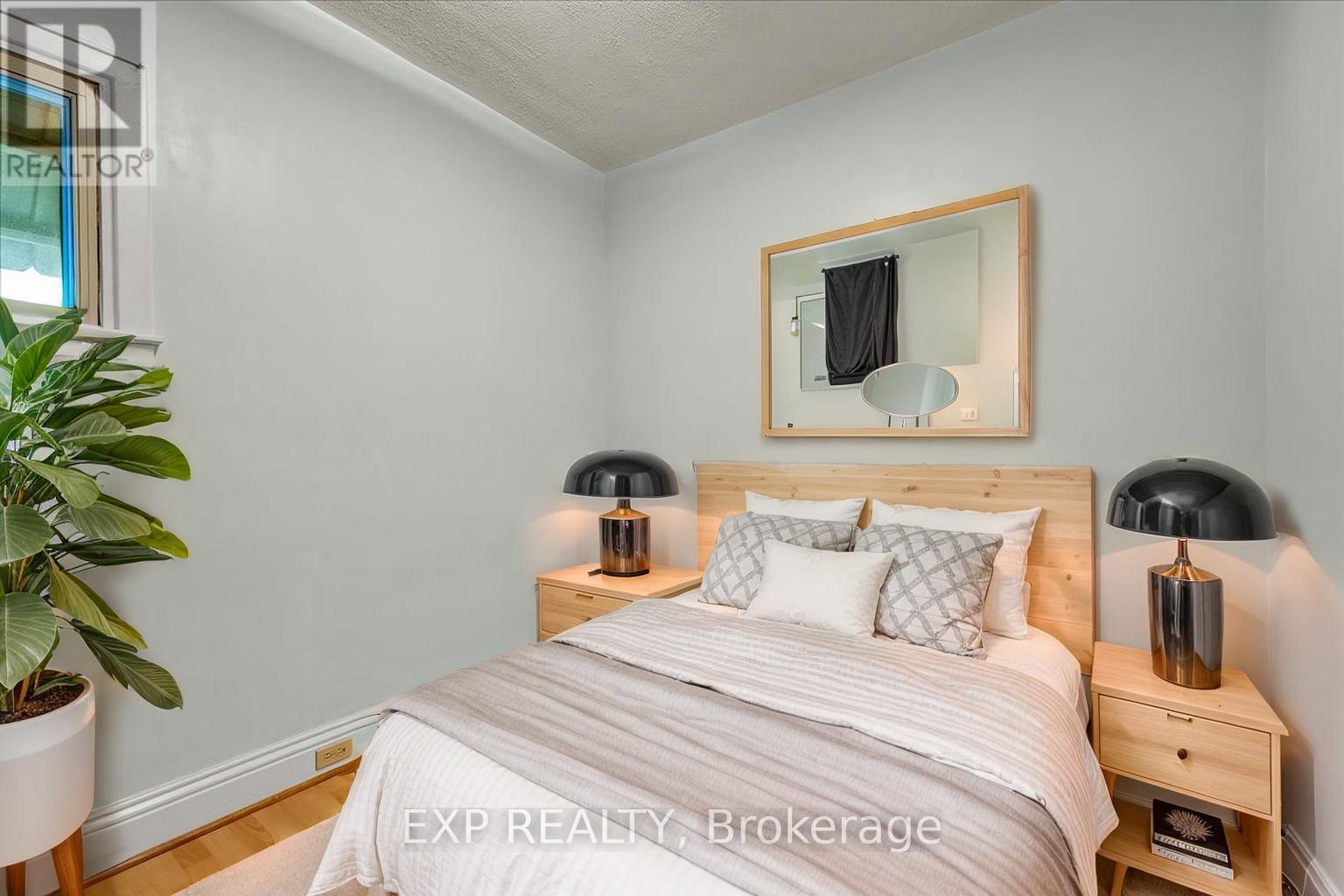 30 Baker Street, Hamilton, Ontario  L8R 1V3 - Photo 9 - X12675382