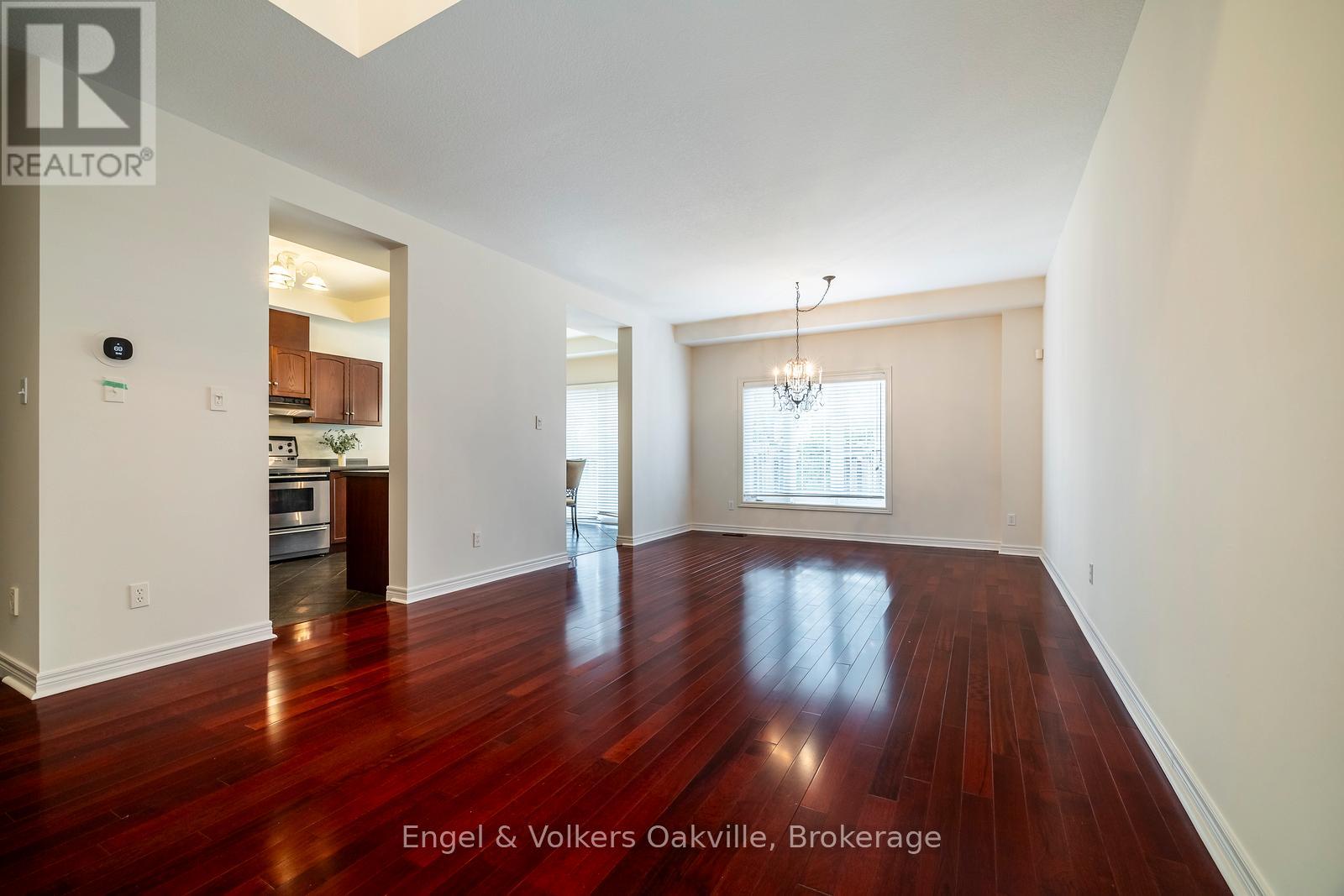 17 - 2169 Orchard Road S, Burlington, Ontario  L7L 7H9 - Photo 9 - W12675464