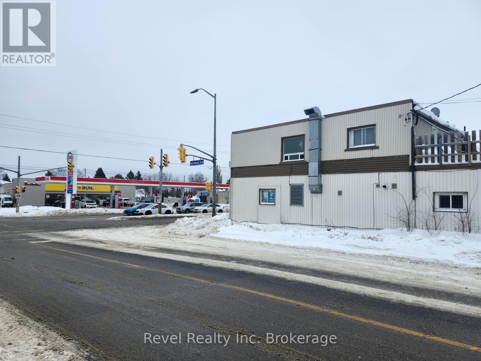 5 - 1009 Algonquin Avenue, North Bay (West End), Ontario  P1B 4X9 - Photo 9 - X12675504