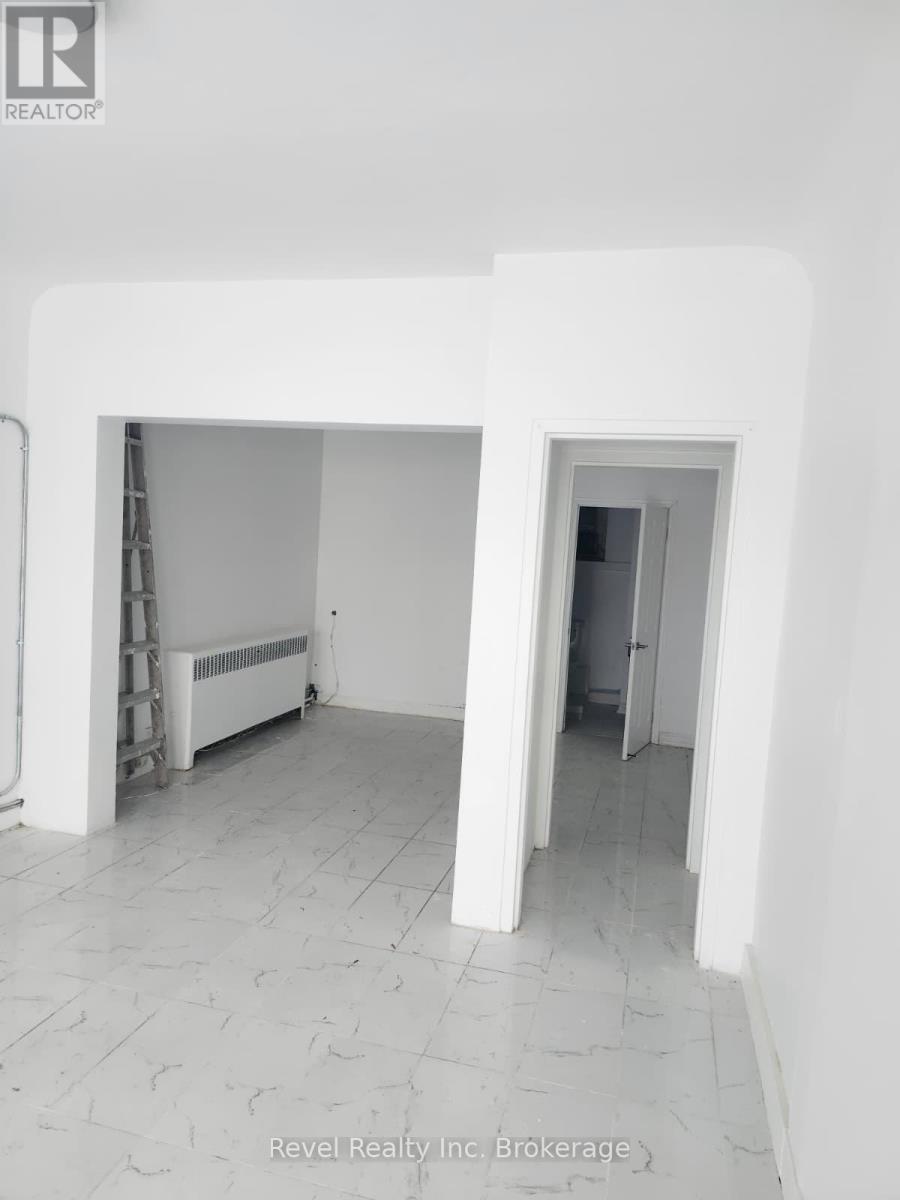 4 - 1009 Algonquin Avenue, North Bay, Ontario P1B 4X9 - Photo 4 - X12675508