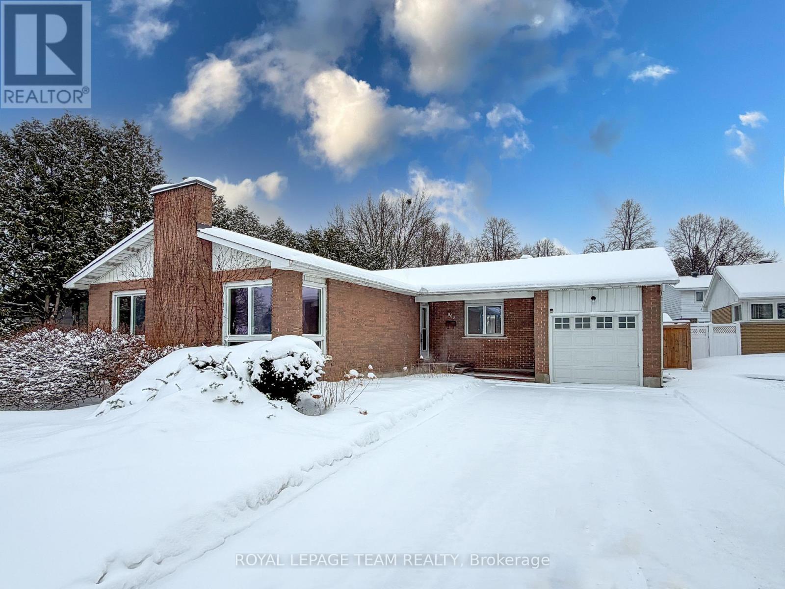 968 WALKLEY ROAD, Ottawa, Ontario