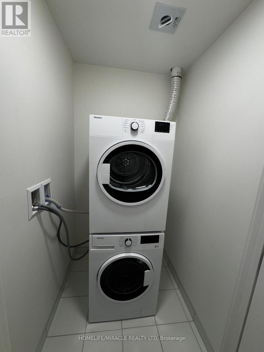 402 - 3071 Trafalgar Road E, Oakville, Ontario  L6H 8C6 - Photo 7 - W12664138