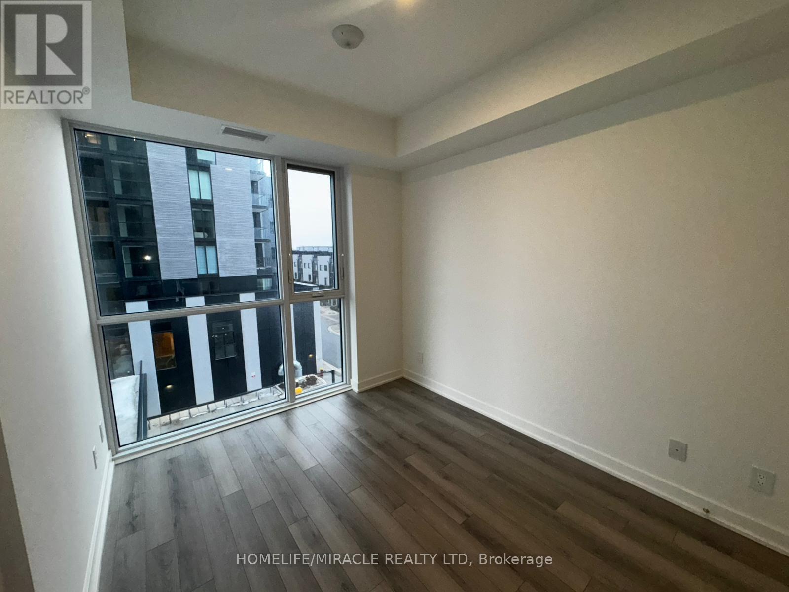 402 - 3071 Trafalgar Road E, Oakville, Ontario  L6H 8C6 - Photo 18 - W12664138