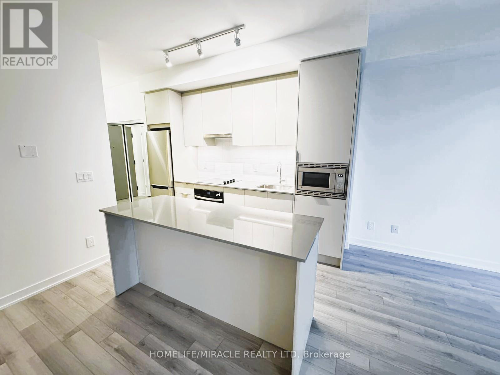 402 - 3071 Trafalgar Road E, Oakville, Ontario  L6H 8C6 - Photo 8 - W12664138