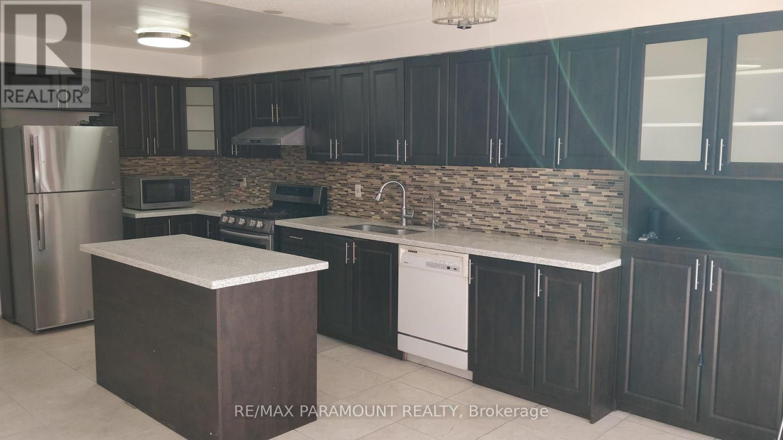 Upper - 114 Cordgrass Crescent, Brampton, Ontario  L6R 1Z8 - Photo 3 - W12674574