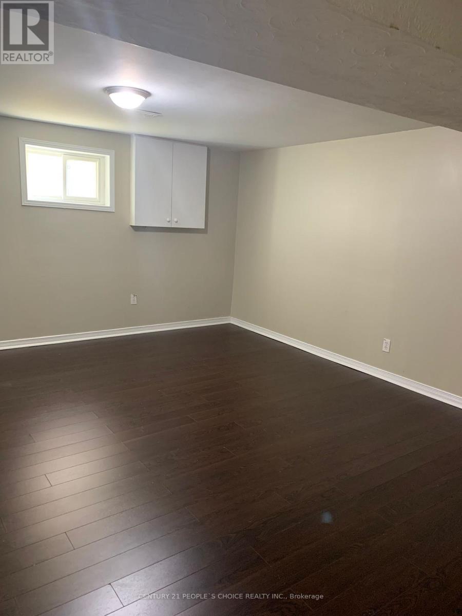 Lower - 7523 Middlebrook Street, Mississauga, Ontario  L4T 3S1 - Photo 2 - W12673198