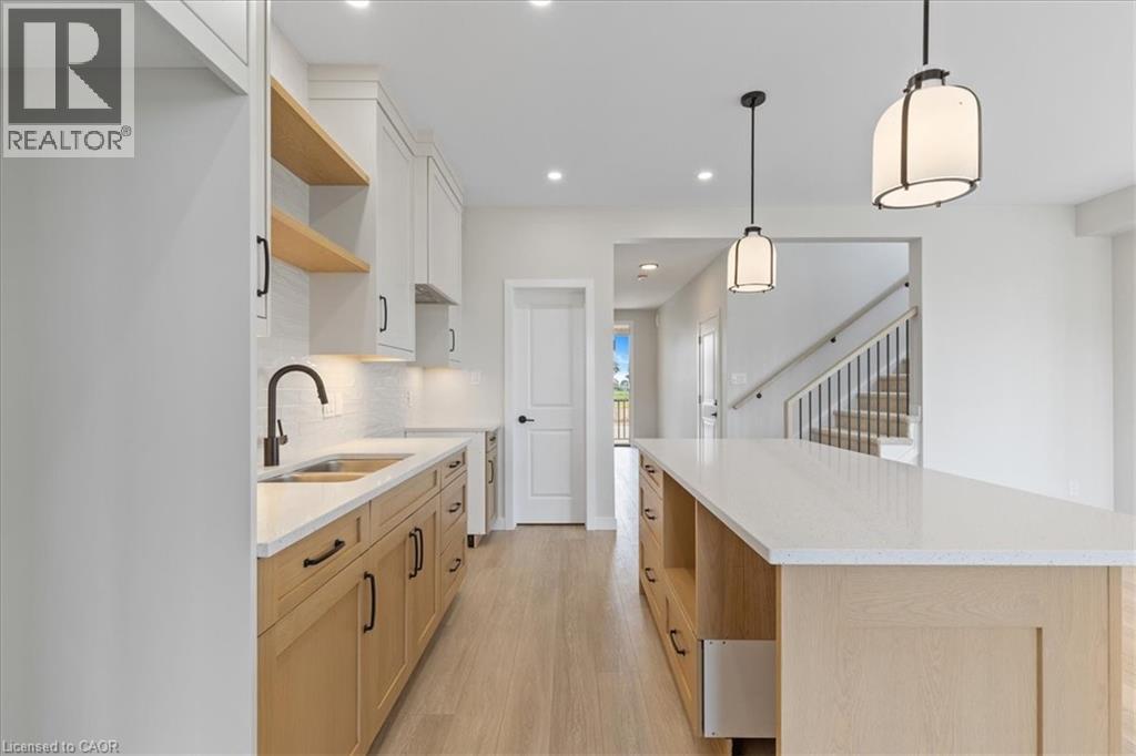 103 Clayton Street, Mitchell, Ontario  N0K 1N0 - Photo 20 - 40795627