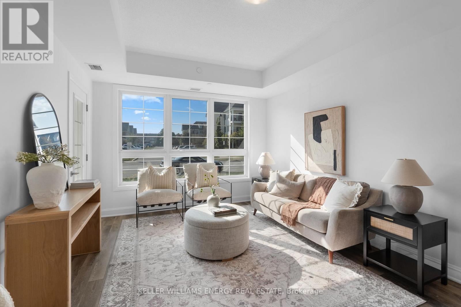 106 - 50 LAKEBREEZE DRIVE, Clarington, Ontario