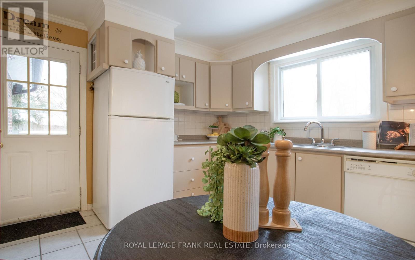 99 Little Avenue, Clarington, Ontario  L1C 1J9 - Photo 23 - E12675682