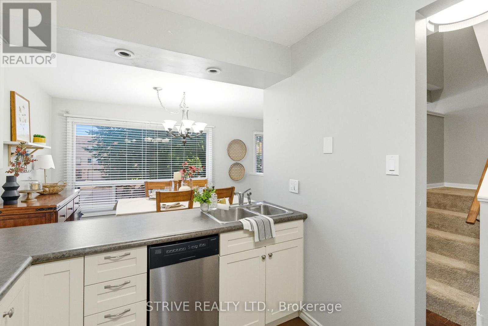 66 Park Lane Circle, Clarington, Ontario  L1B 0K2 - Photo 21 - E12675778