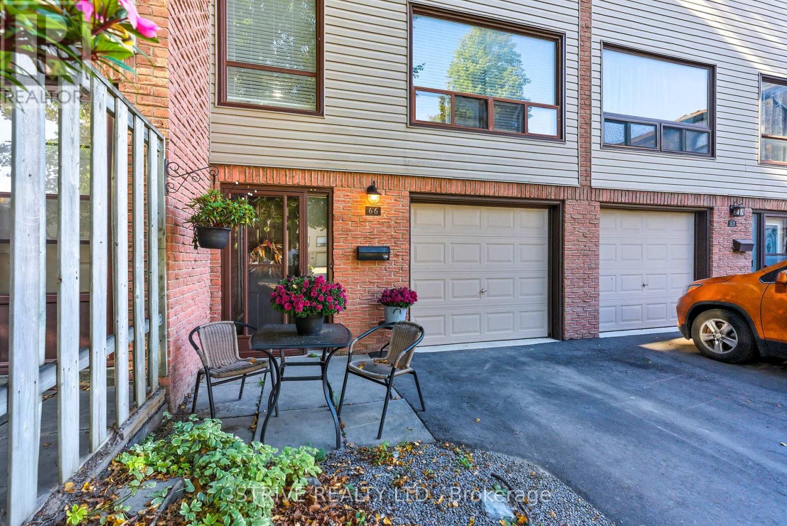 66 Park Lane Circle, Clarington, Ontario  L1B 0K2 - Photo 6 - E12675778