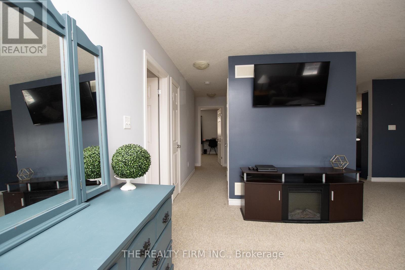 58 - 3320 Meadowgate Boulevard, London South, Ontario  N6M 0A7 - Photo 7 - X12675622