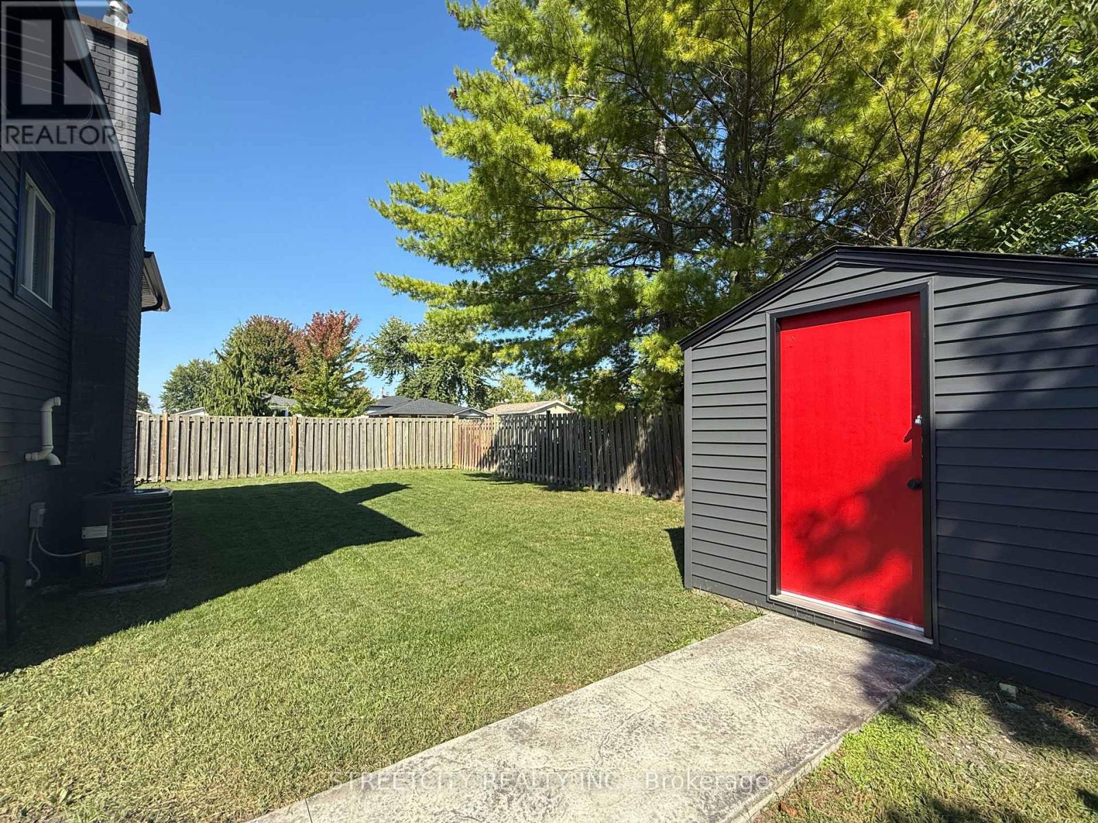 1578 Councillors Street, St. Clair, Ontario  N0N 1H0 - Photo 28 - X12675688