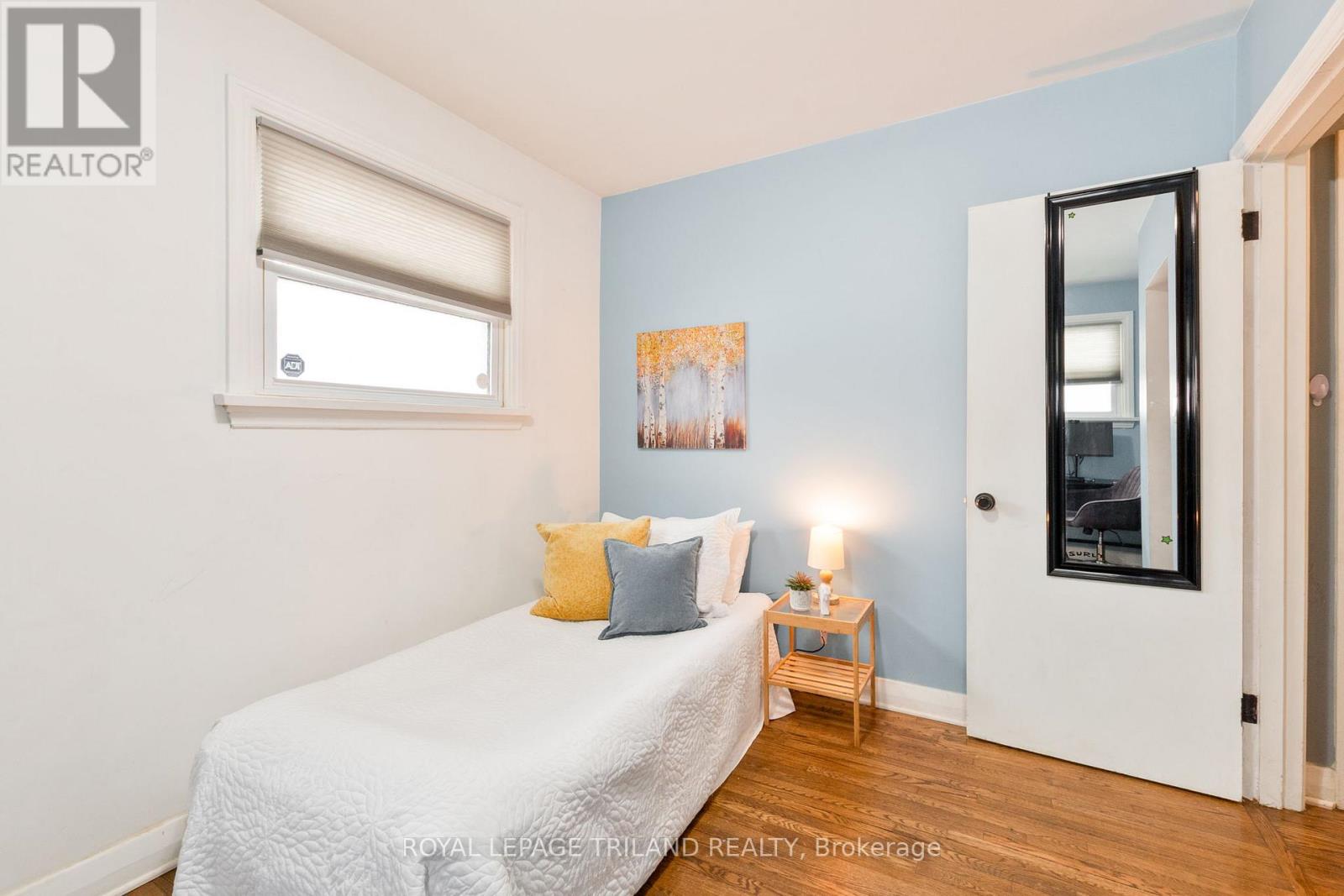 208 Trowbridge Avenue, London South, Ontario  N6J 3M3 - Photo 14 - X12675710