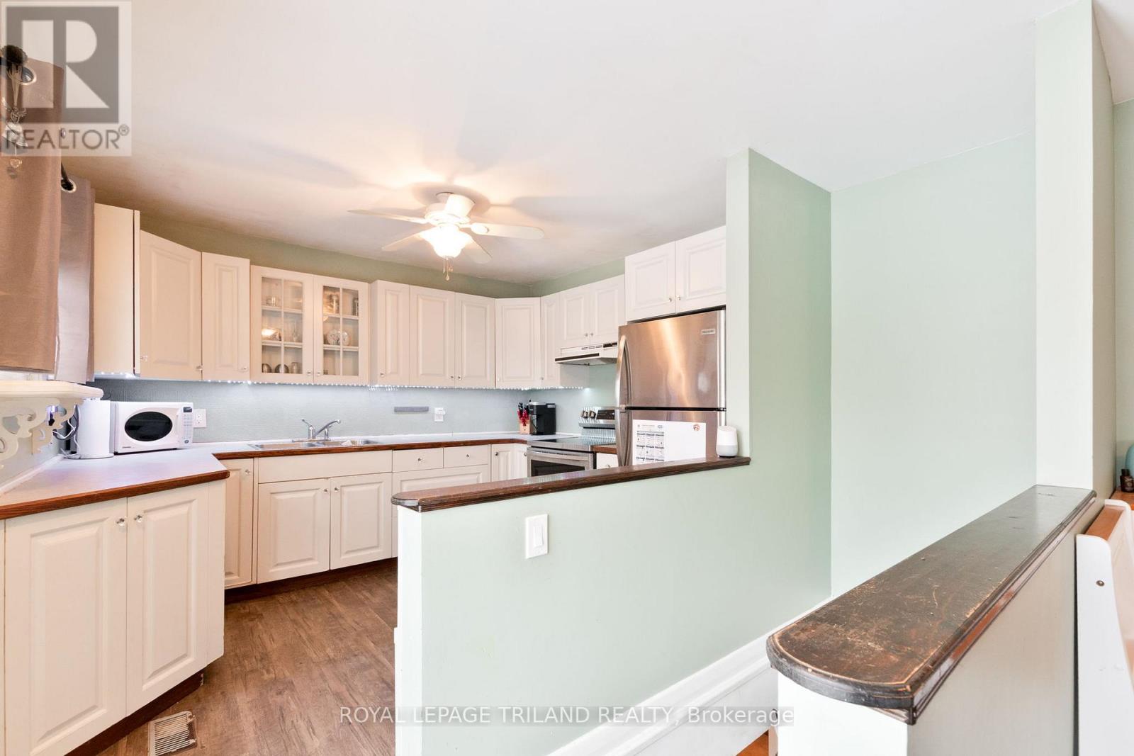 208 Trowbridge Avenue, London South, Ontario  N6J 3M3 - Photo 18 - X12675710