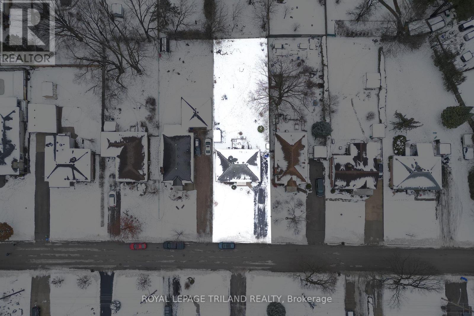 208 Trowbridge Avenue, London South, Ontario  N6J 3M3 - Photo 5 - X12675710