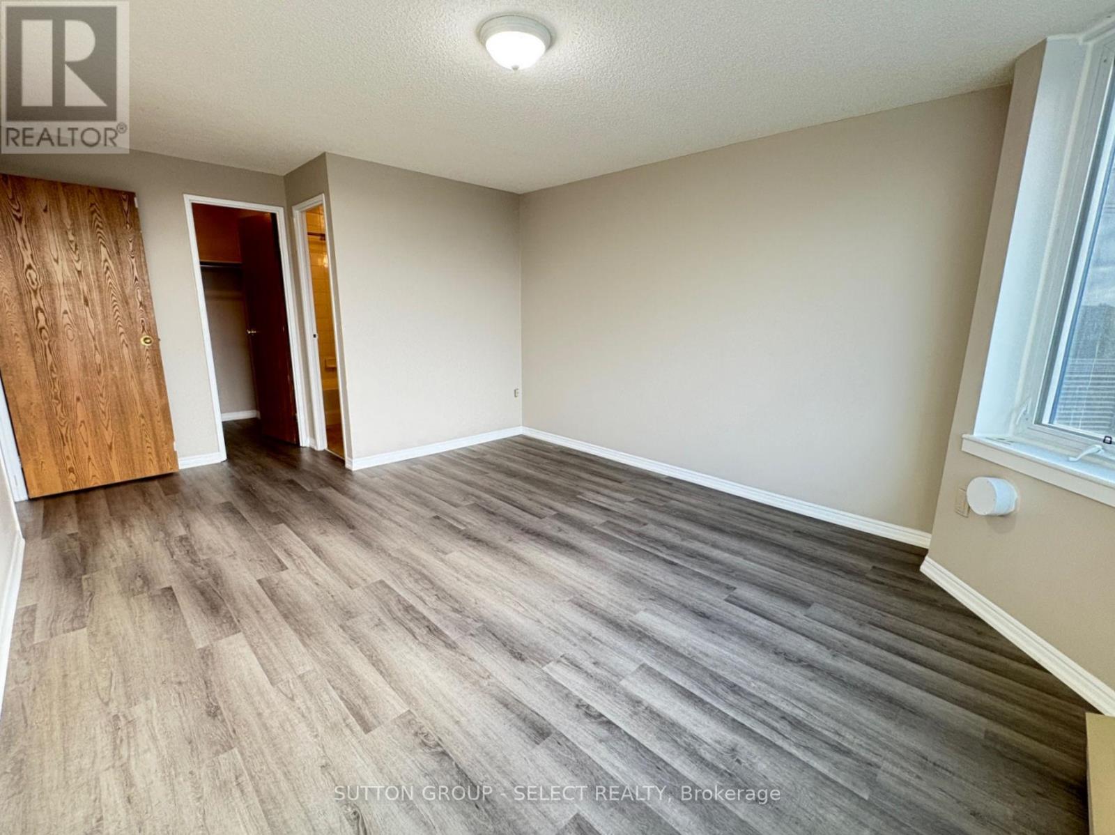 409 - 35 Green Valley Drive, Kitchener, Ontario  N2P 2A5 - Photo 16 - X12675740