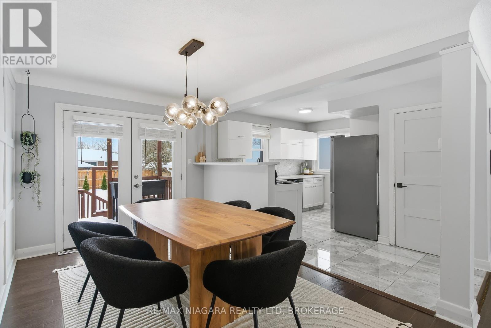 5928 Carman Street, Niagara Falls, Ontario  L2J 1S1 - Photo 14 - X12636350