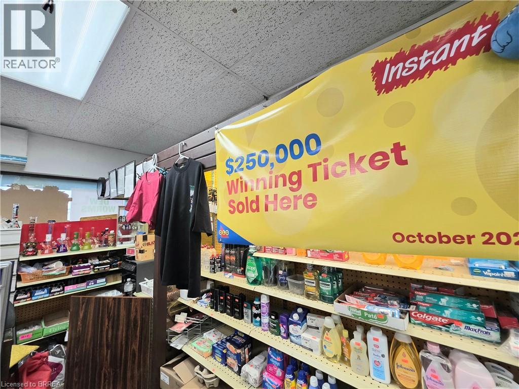 177 Paris Road Unit# 6&7, Brantford, Ontario  N3R 1J2 - Photo 3 - 40796129