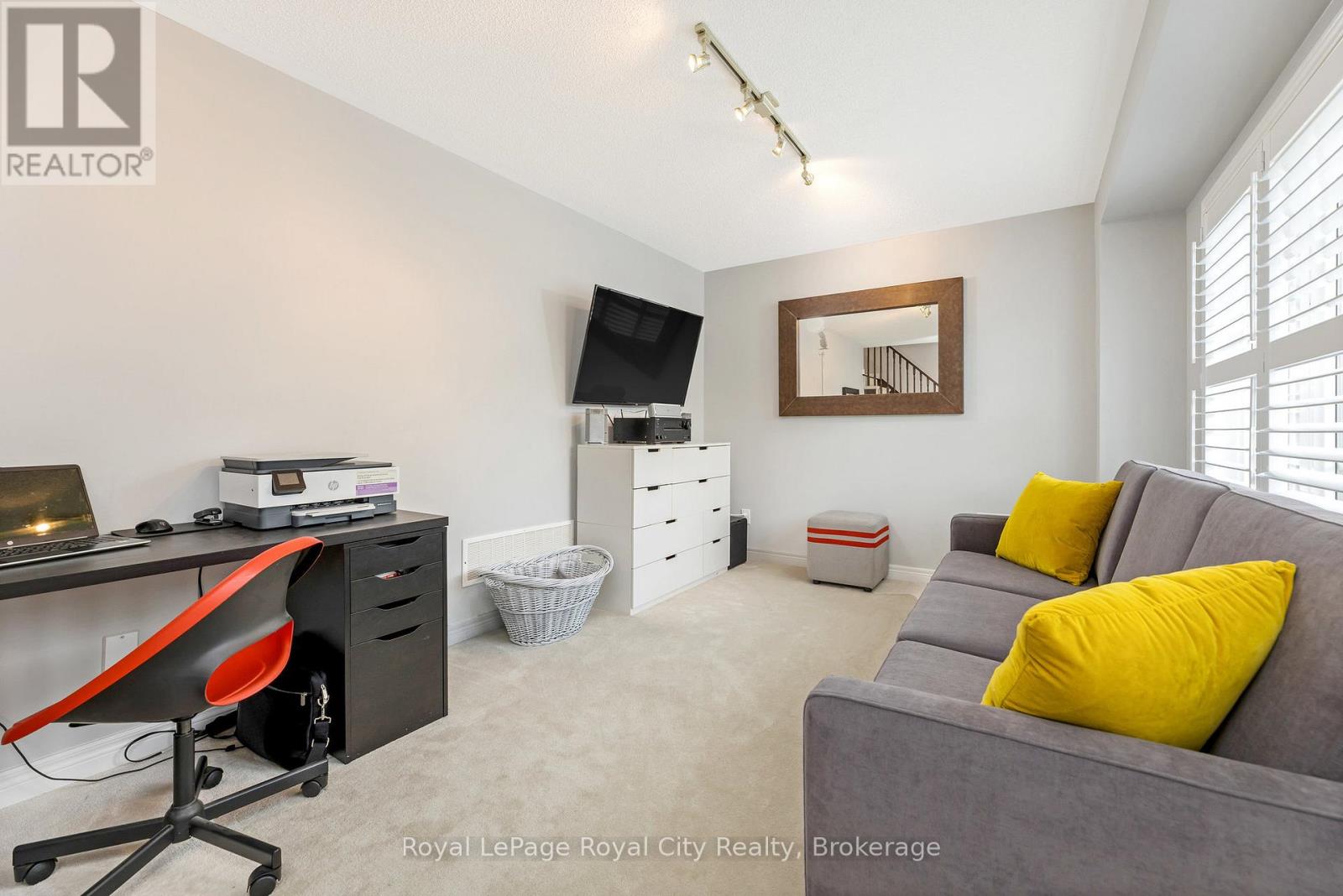 58 Boyces Creek Court, Caledon, Ontario  L7C 3S3 - Photo 10 - W12662162