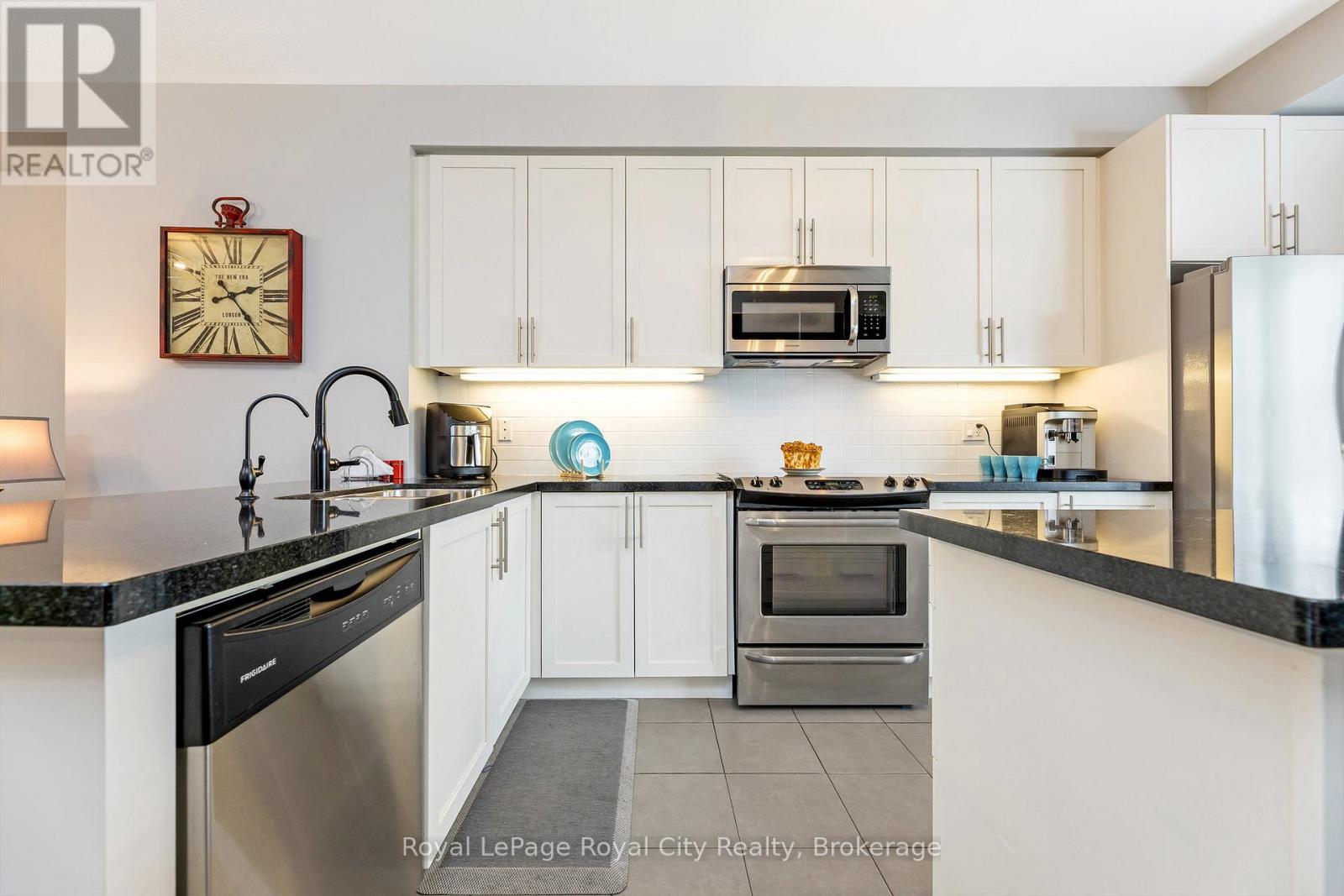 58 Boyces Creek Court, Caledon, Ontario  L7C 3S3 - Photo 13 - W12662162