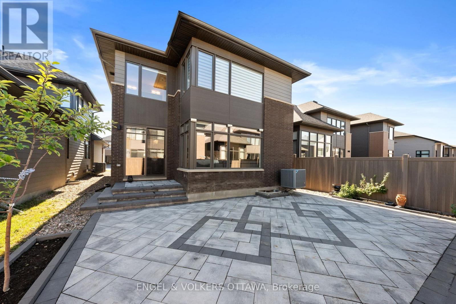 933 Islington Way, Ottawa, Ontario  K1T 0T7 - Photo 36 - X12675472