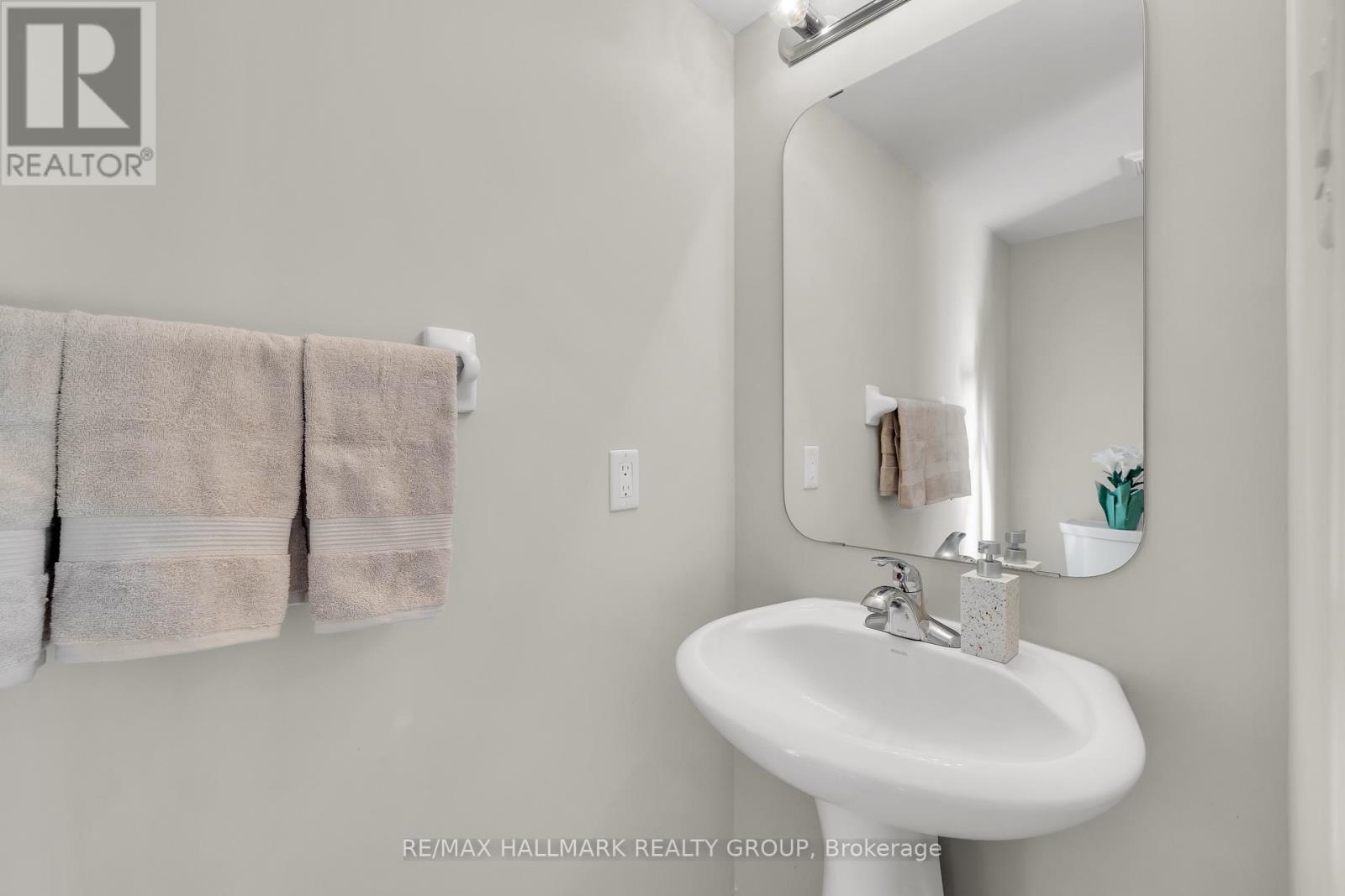 4 - 577 Reardon Private, Ottawa, Ontario  K1V 2K9 - Photo 25 - X12675764